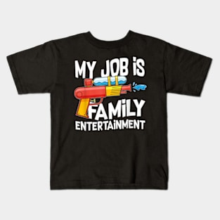 Funny Family Entertainment Squirt  Water Gun T-Shirt Kids T-Shirt